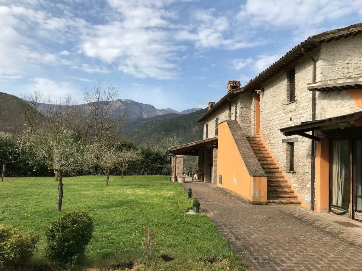 Hotel Casa Vinto Cagli Exterior foto